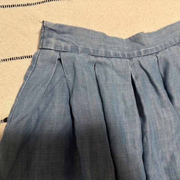 American Eagle Outfitters Women’s Denim Pleated Skirt Zipper Size XS - Picture 2 of 8